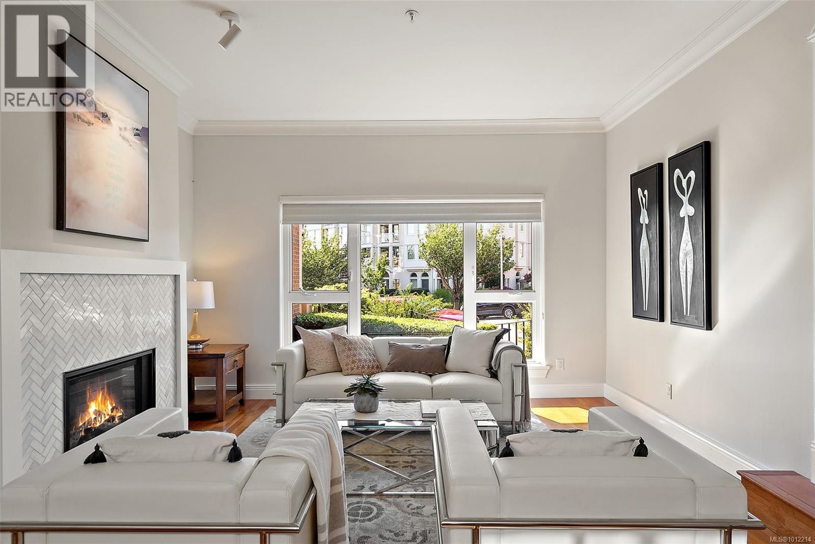Photo 5 of 126 75 Songhees Rd, Victoria BC