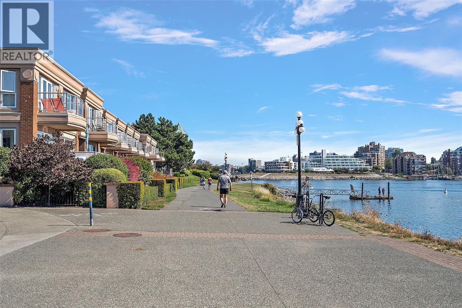 Photo 35 of 126 75 Songhees Rd, Victoria BC