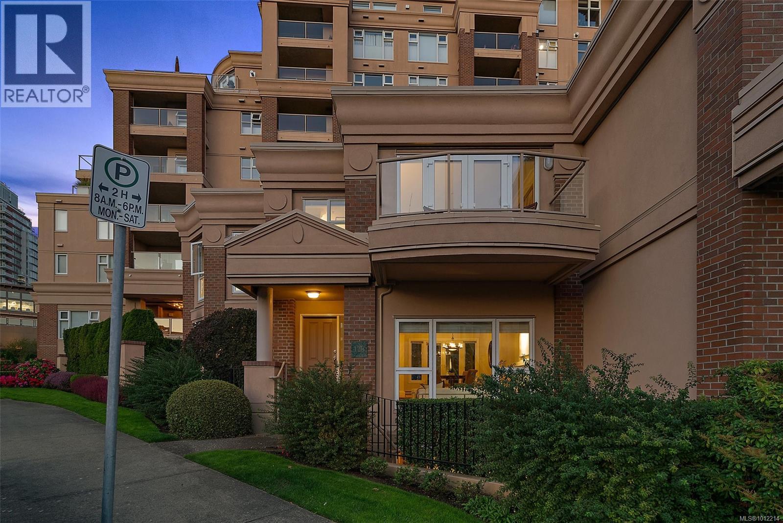 Photo 37 of 126 75 Songhees Rd, Victoria BC