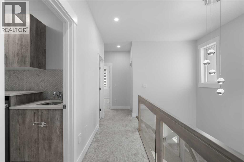 Photo 8 of 2129 20 Avenue Sw, Calgary AB