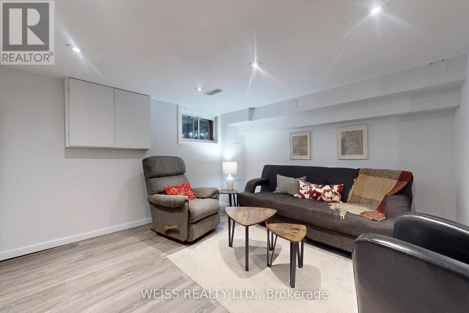 Photo 6 of 758 Richmond Street W, Toronto ON