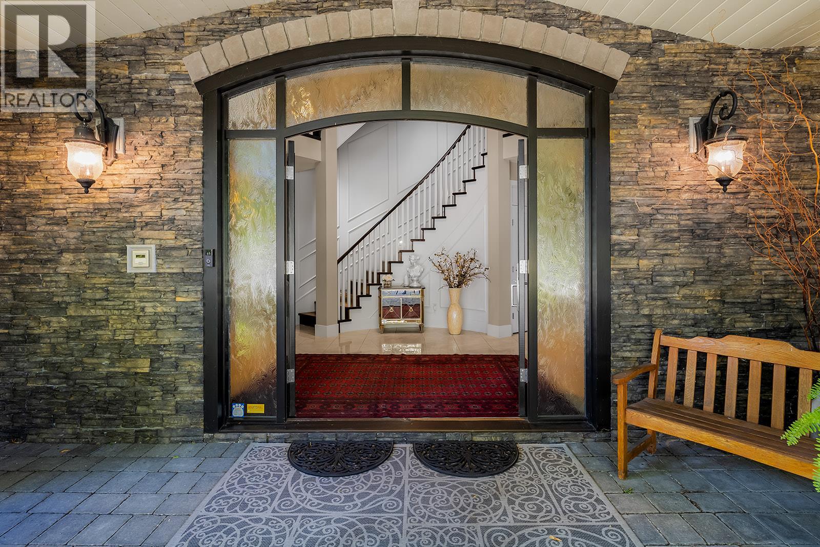 Photo 9 of 2410 Abbott Street Unit 4, Kelowna BC
