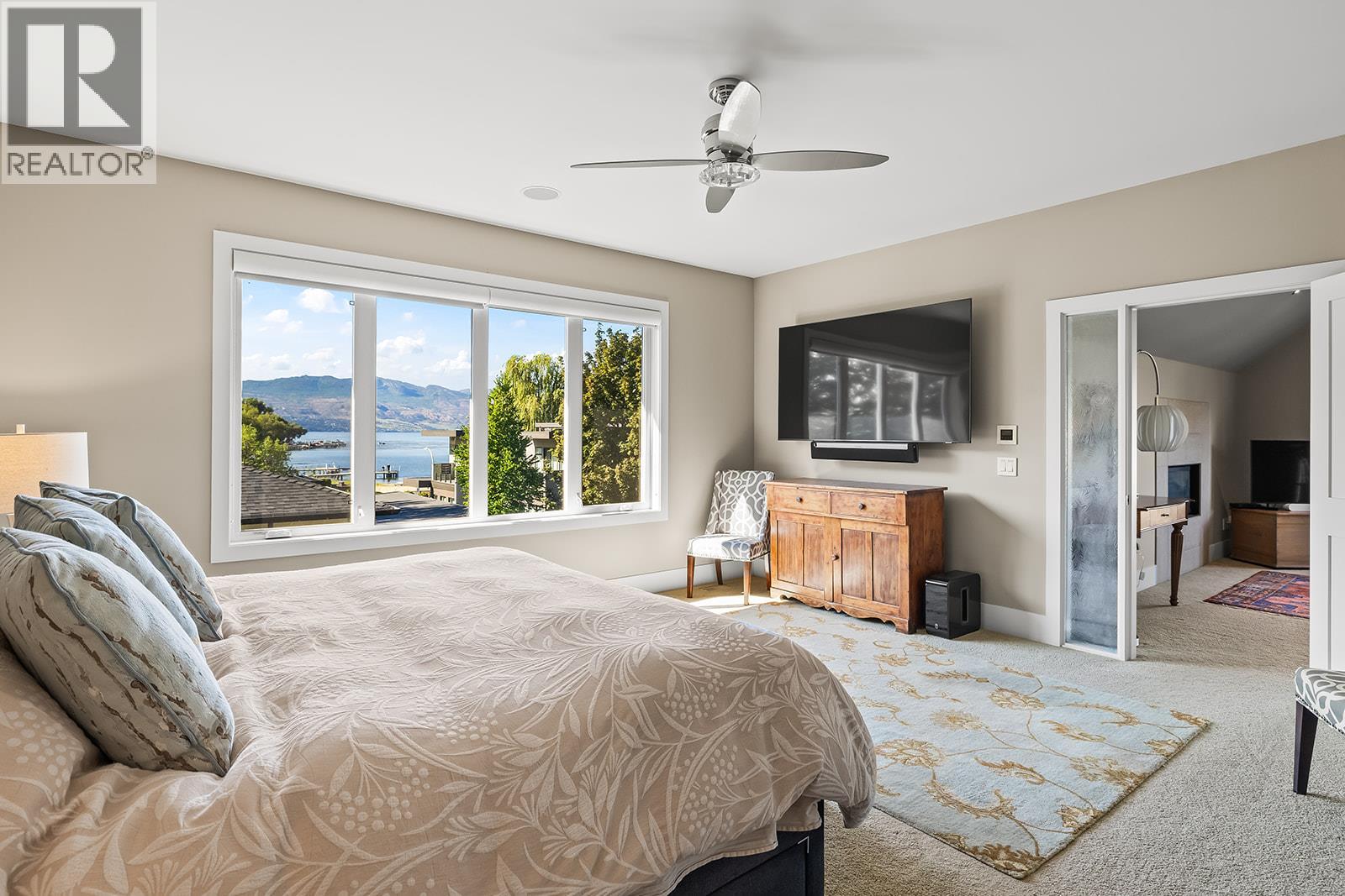 Photo 36 of 2410 Abbott Street Unit 4, Kelowna BC