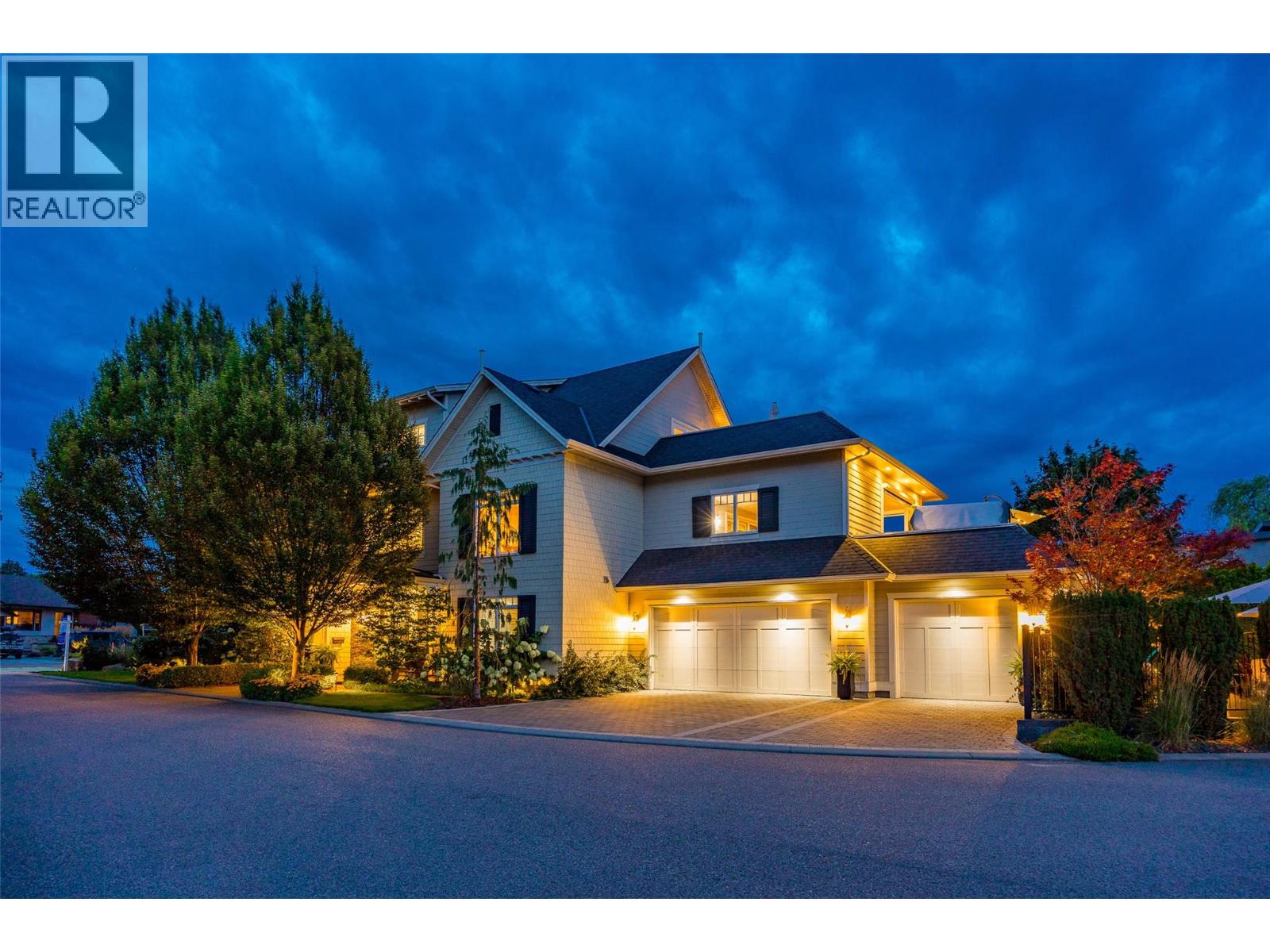 Photo 1 of 2410 Abbott Street Unit 4, Kelowna BC