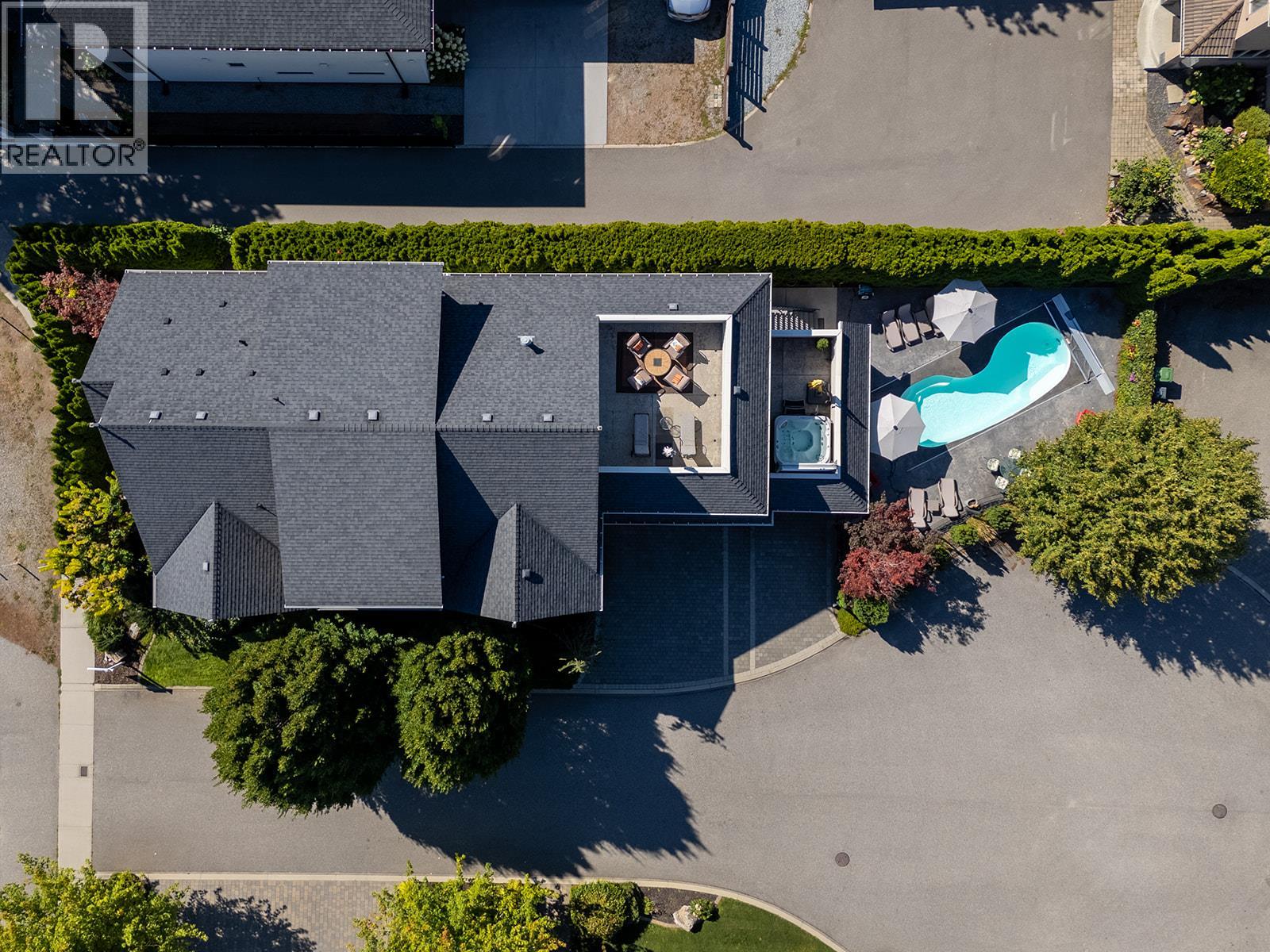 Photo 81 of 2410 Abbott Street Unit 4, Kelowna BC