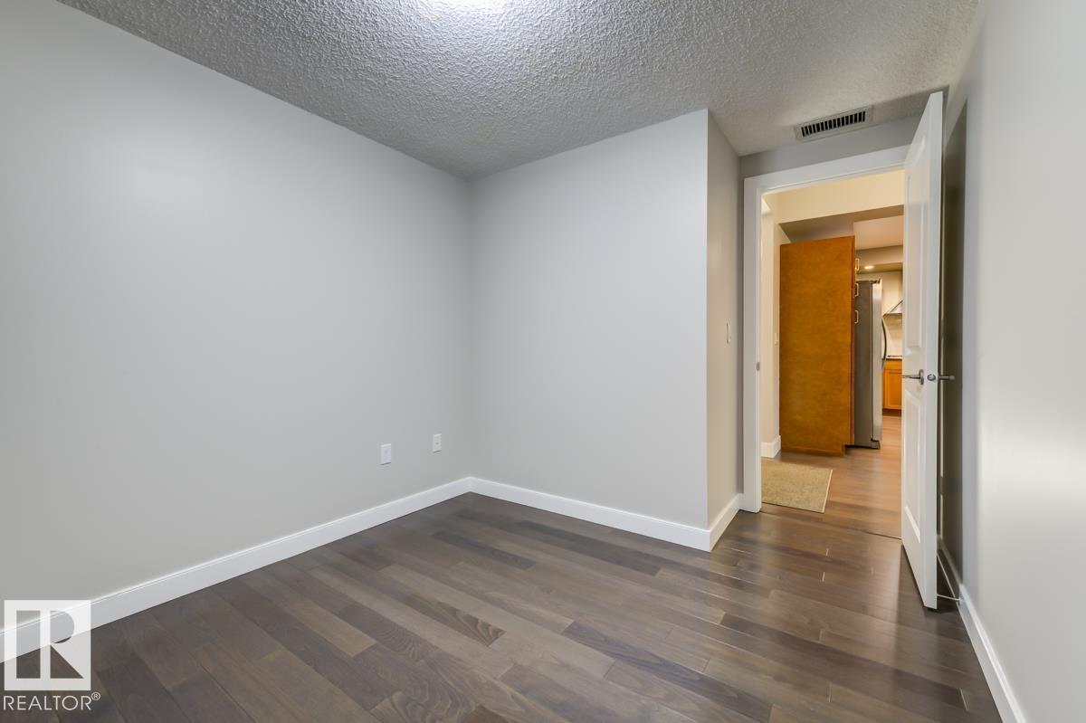 Photo 16 of 205 9316 82 Av Nw, Edmonton AB