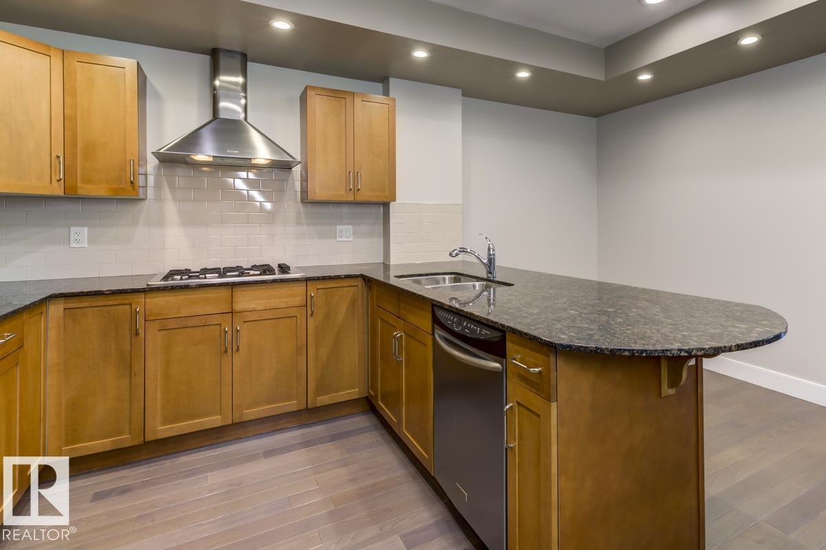 Photo 34 of 205 9316 82 Av Nw, Edmonton AB