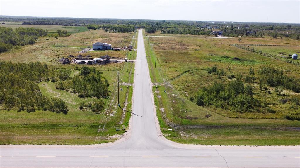 Photo 14 of 353 Matte Drive, Kleefeld MB