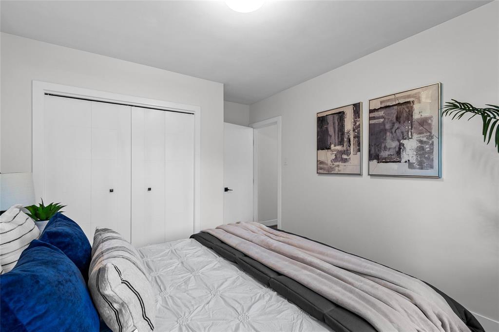 Photo 2 of 1473 Selkirk Avenue, Winnipeg MB