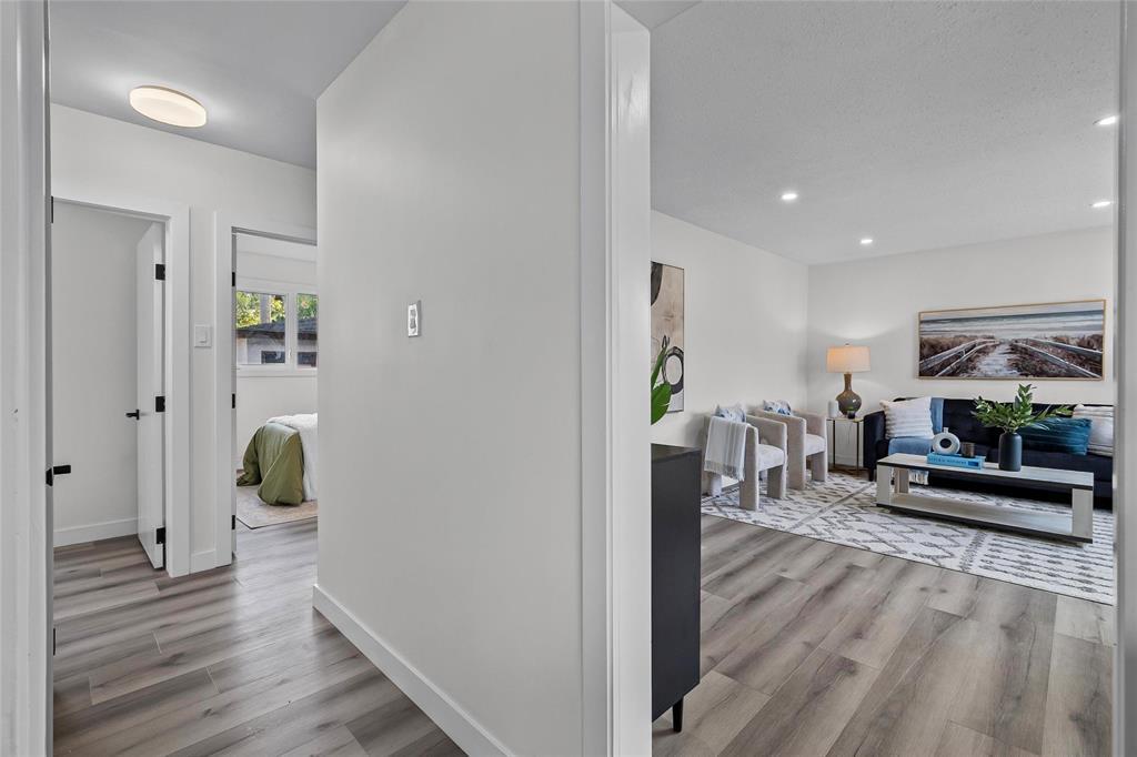 Photo 1 of 1473 Selkirk Avenue, Winnipeg MB