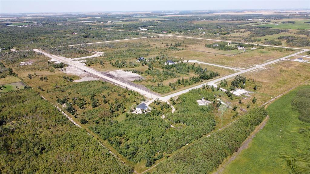 Photo 14 of 45 Jays Hollow Bay, Kleefeld MB