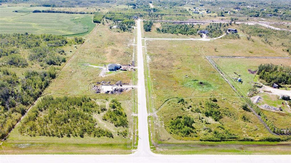 Photo 5 of 45 Jays Hollow Bay, Kleefeld MB