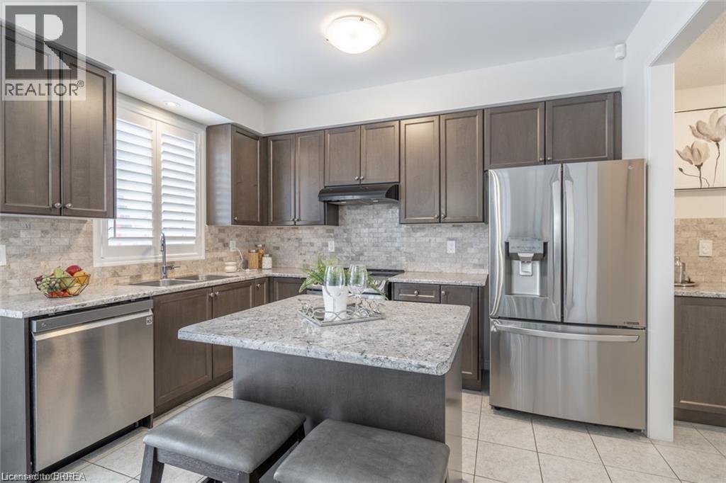 Photo 18 of 93 Powell Road, Brantford ON