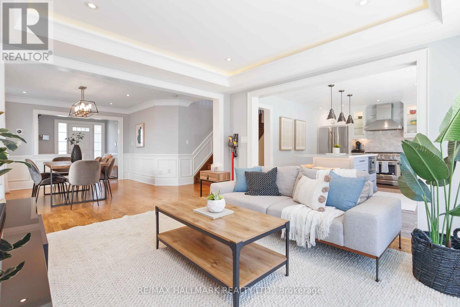 Photo 11 of 19 Hiram Johnson Road, Whitchurchstouffville ON