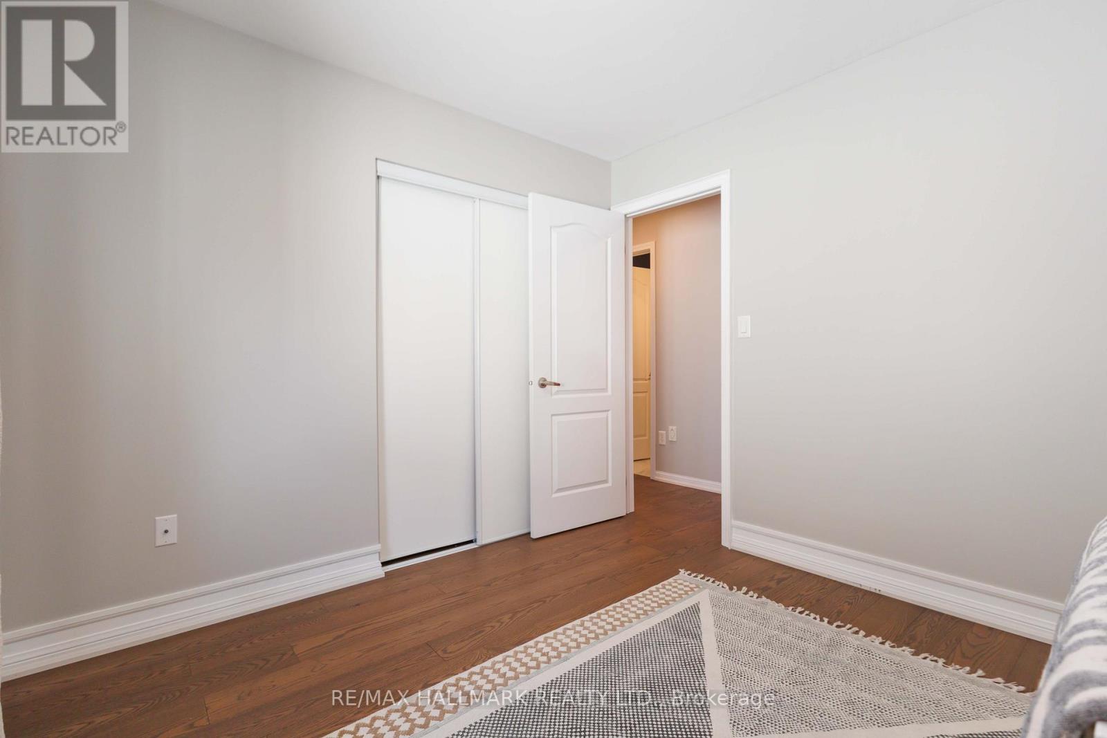 Photo 24 of 19 Hiram Johnson Road, Whitchurchstouffville ON