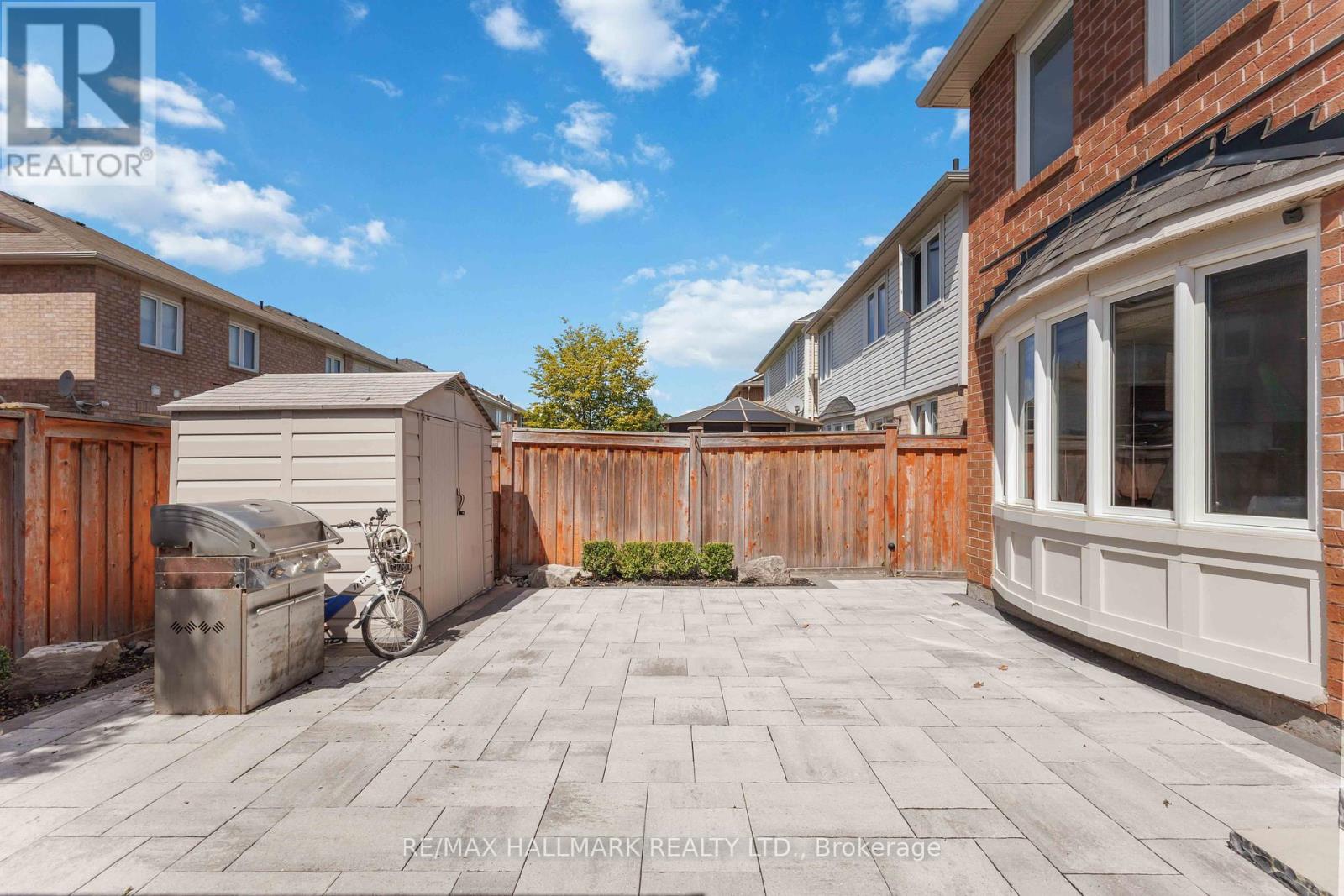 Photo 42 of 19 Hiram Johnson Road, Whitchurchstouffville ON