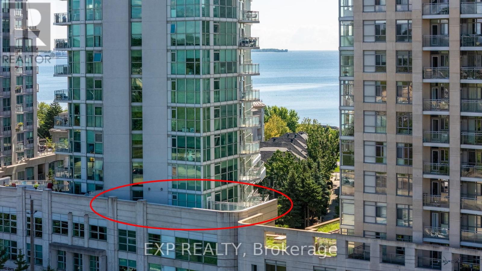 Photo 4 of 409 2067 Lake Shore Boulevard, Toronto ON