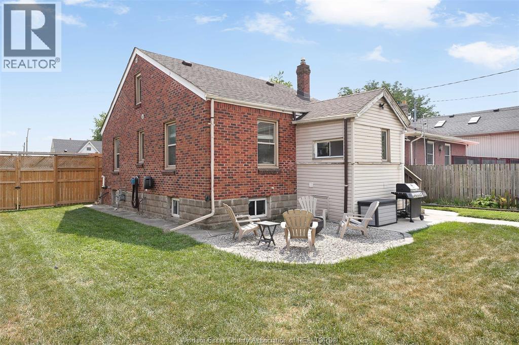 Photo 8 of 778 Bensette Street, Windsor ON