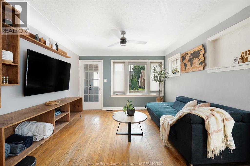 Photo 15 of 778 Bensette Street, Windsor ON