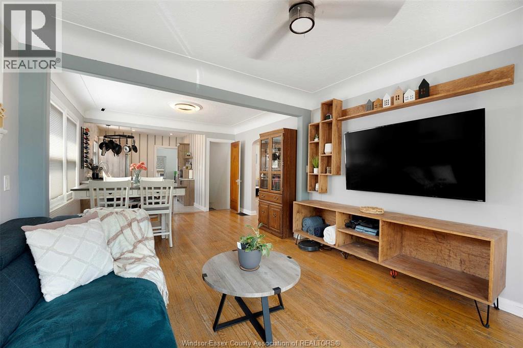 Photo 38 of 778 Bensette Street, Windsor ON