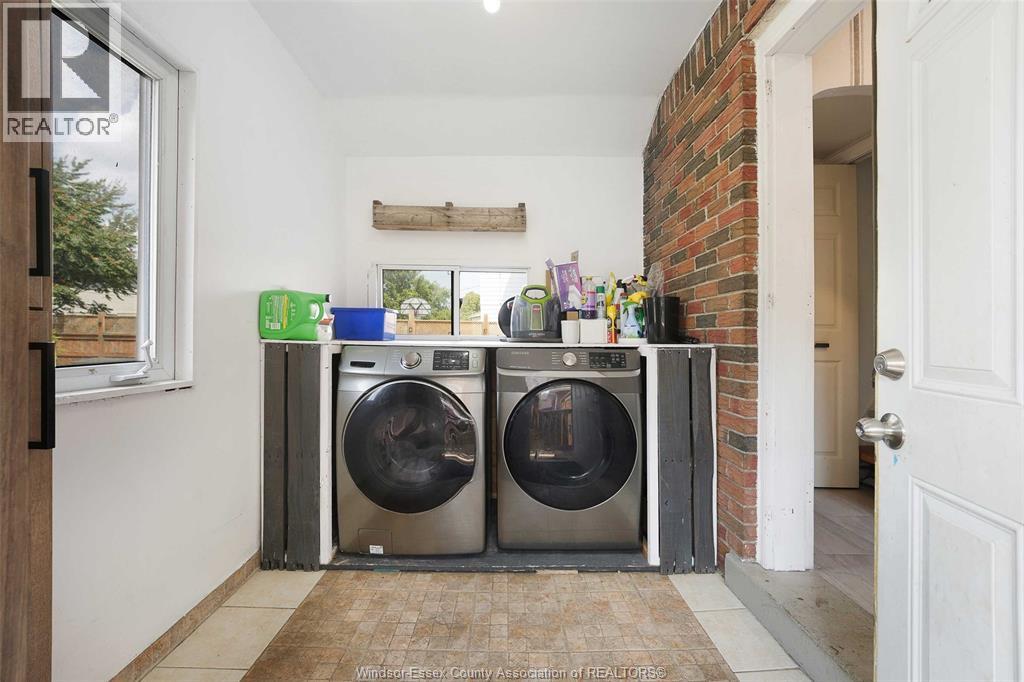 Photo 6 of 778 Bensette Street, Windsor ON