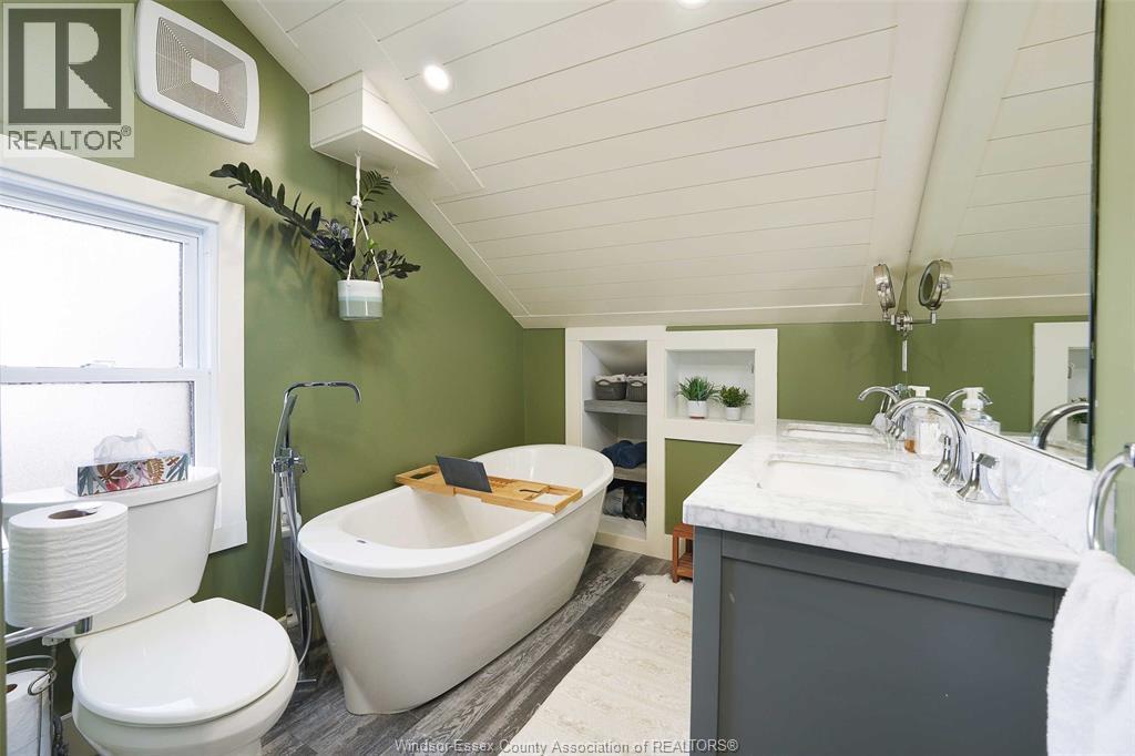 Photo 14 of 778 Bensette Street, Windsor ON