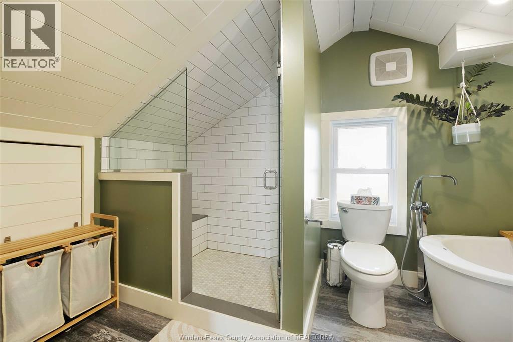 Photo 24 of 778 Bensette Street, Windsor ON