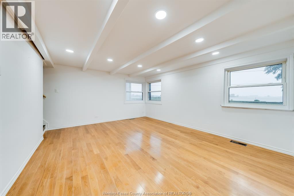 Photo 26 of 8057 Riverside Drive East Unit Upper, Windsor ON
