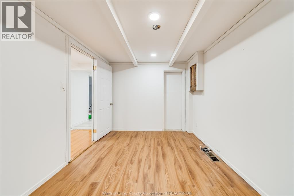 Photo 27 of 8057 Riverside Drive East Unit Upper, Windsor ON