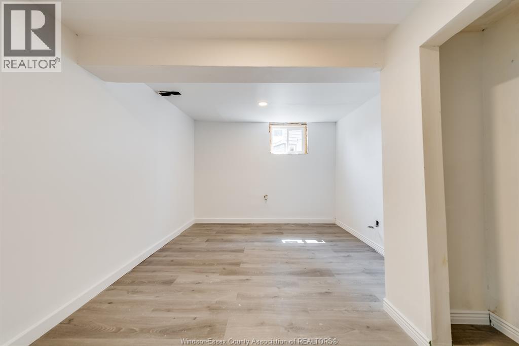 Photo 46 of 8057 Riverside Drive East Unit Upper, Windsor ON