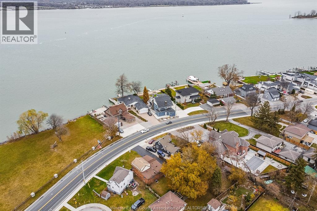 Photo 31 of 8057 Riverside Drive East Unit Upper, Windsor ON