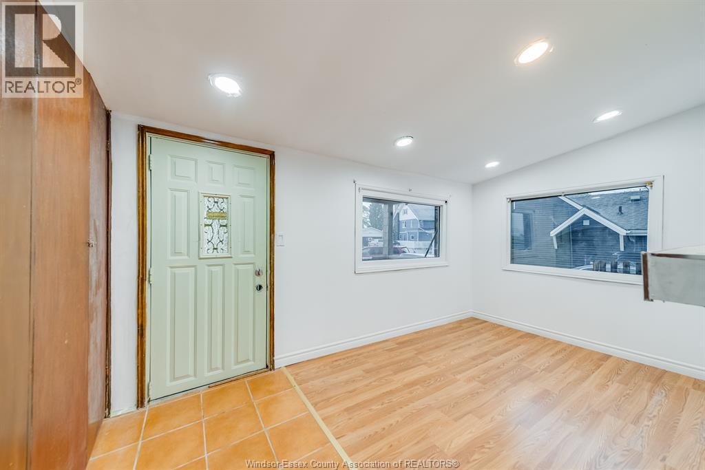 Photo 43 of 8057 Riverside Drive East Unit Upper, Windsor ON
