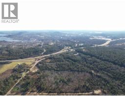 7 Crest Avenue, Heathland, NB E3L5C1 Photo 6