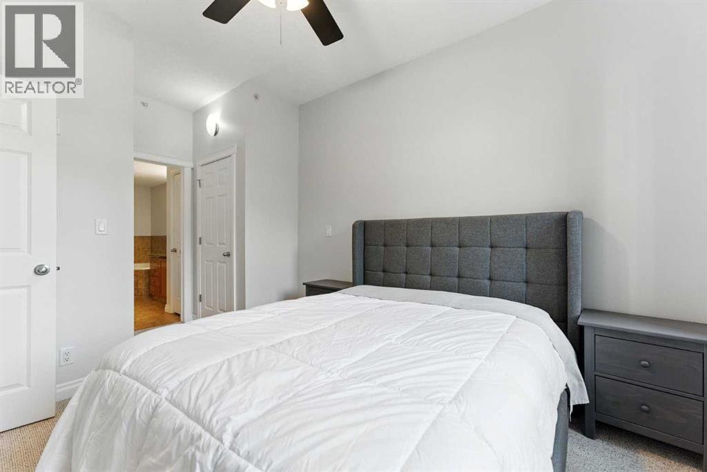 Photo 16 of 3203 24 Hemlock Crescent Sw, Calgary AB