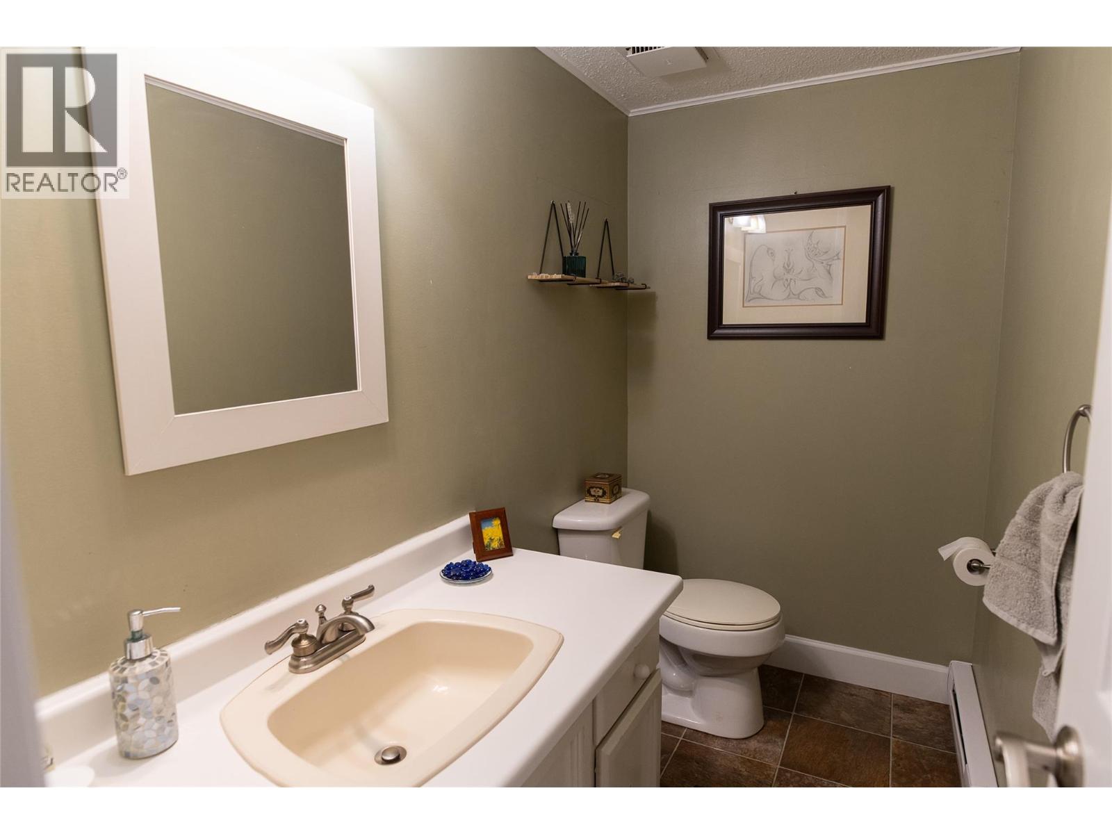 17 217 Franklyn Road, Kelowna