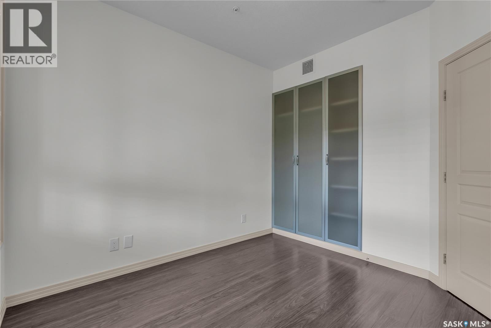 Single Family House Low rise for Sale in   Evergreen SQUARE Saskatoon 