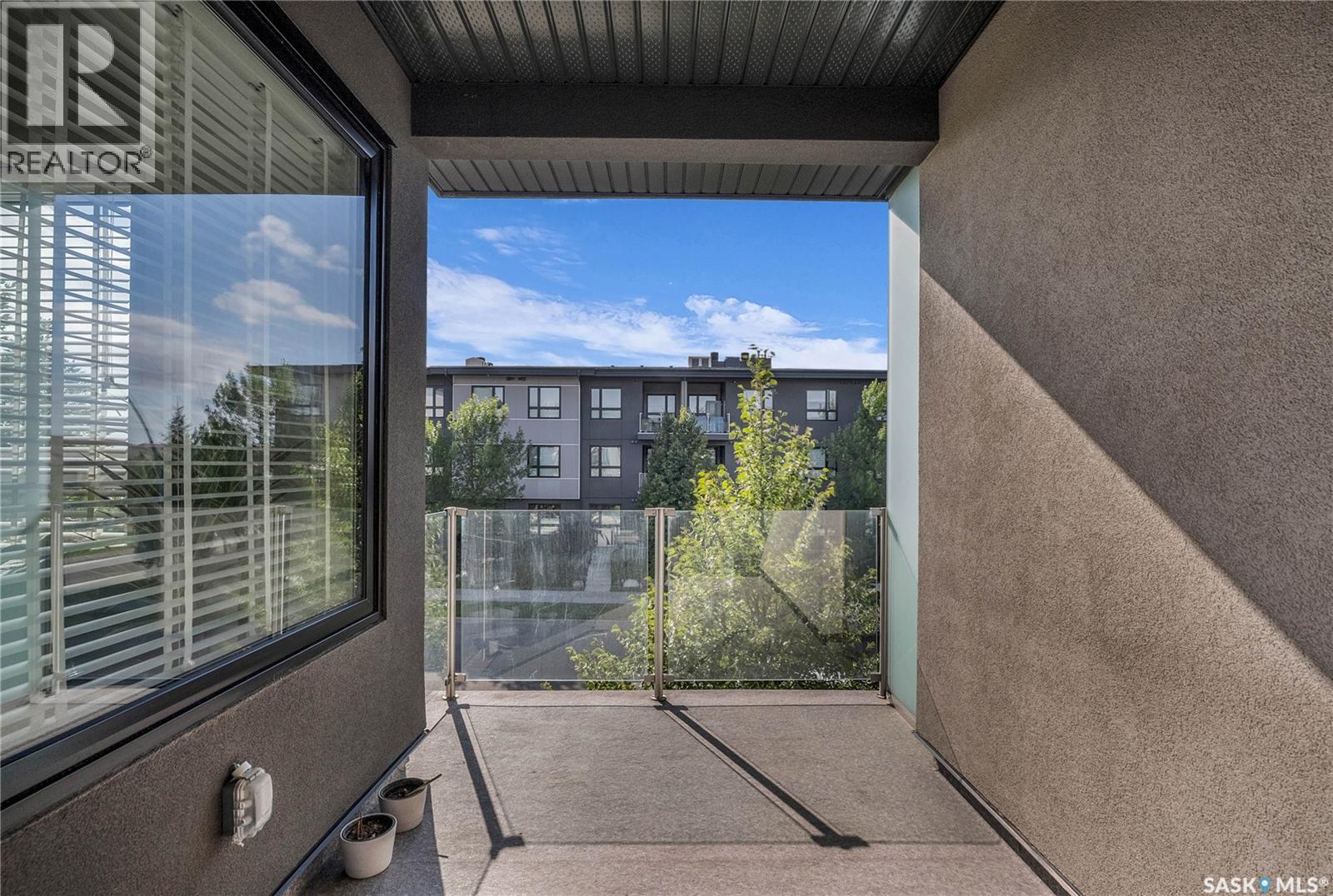 Single Family House Low rise for Sale in   Evergreen SQUARE Saskatoon 