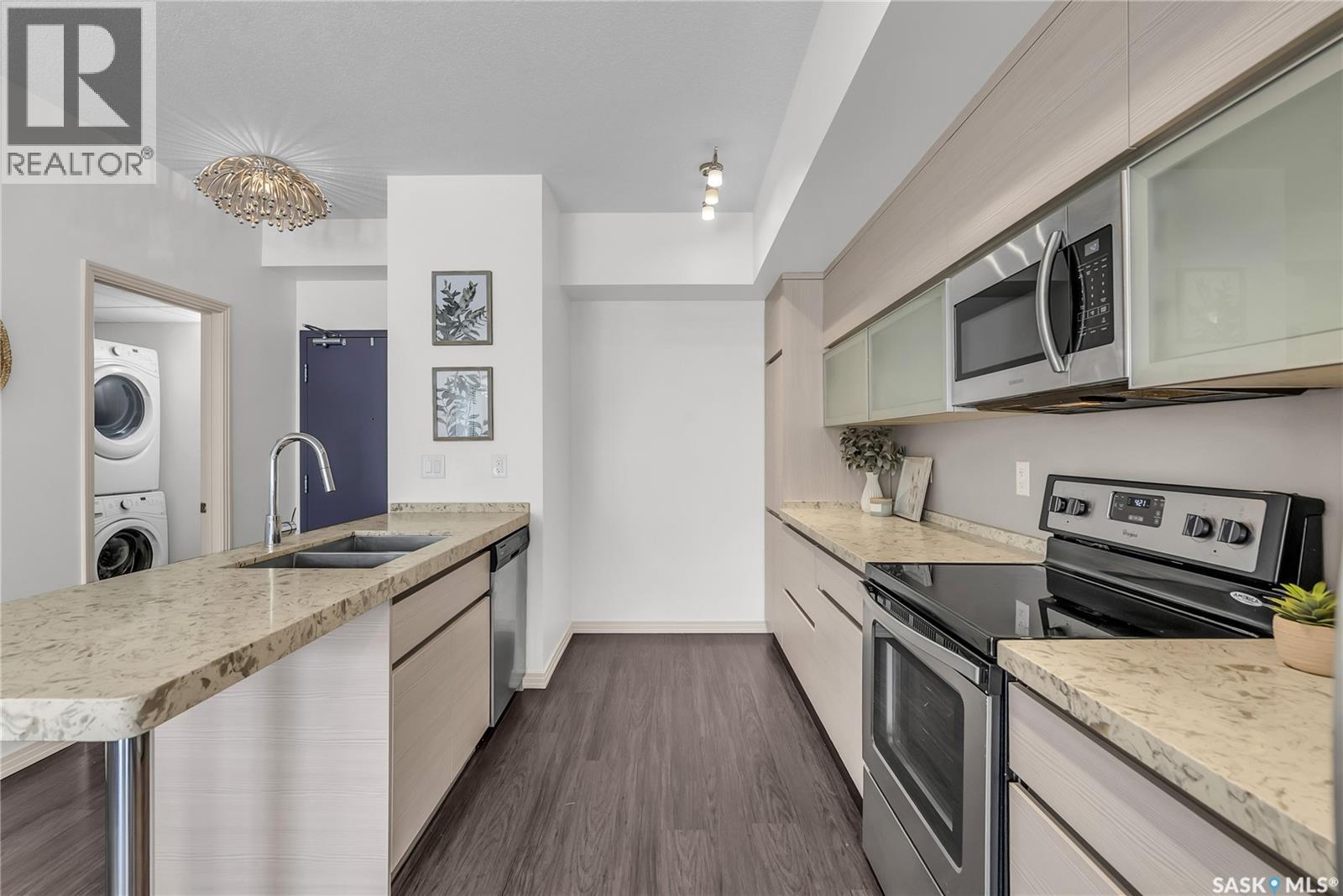 Single Family House Low rise for Sale in   Evergreen SQUARE Saskatoon 