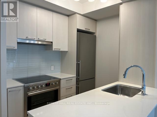 Photo 7 of 202 310 Tweedsmuir Avenue, Toronto ON