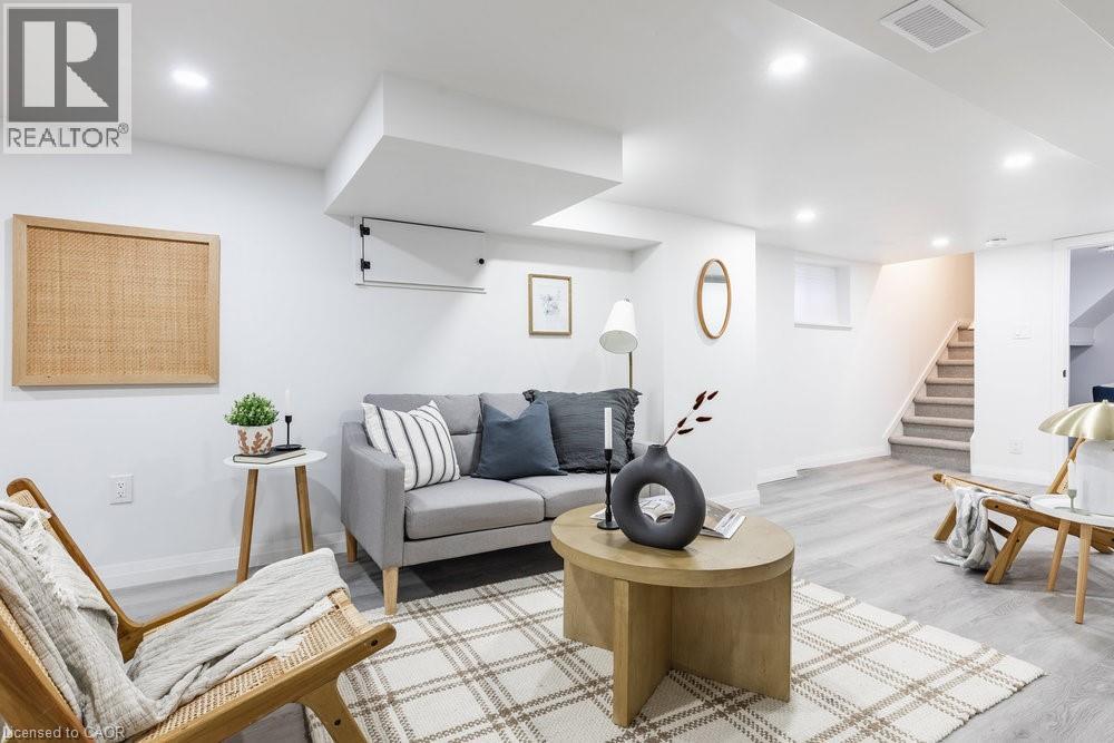 Photo 44 of 132 London Street N, Hamilton ON