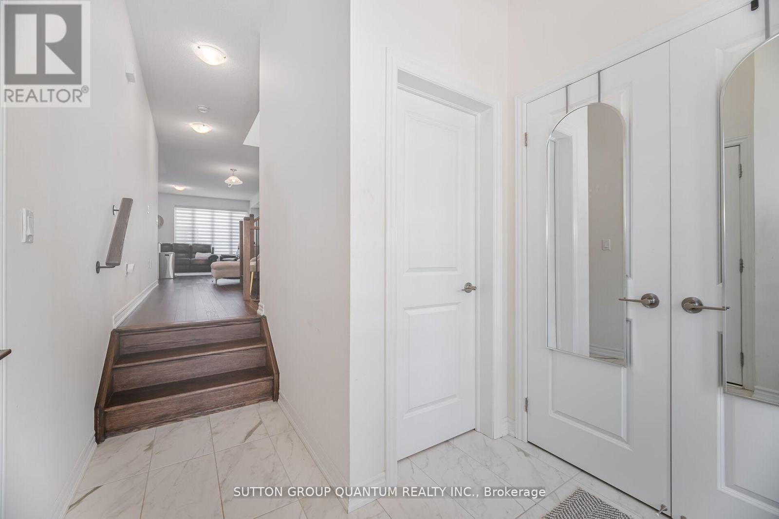 Photo 38 of 462 Celandine Terrace, Milton ON