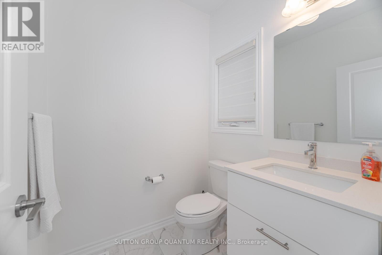 Photo 25 of 462 Celandine Terrace, Milton ON