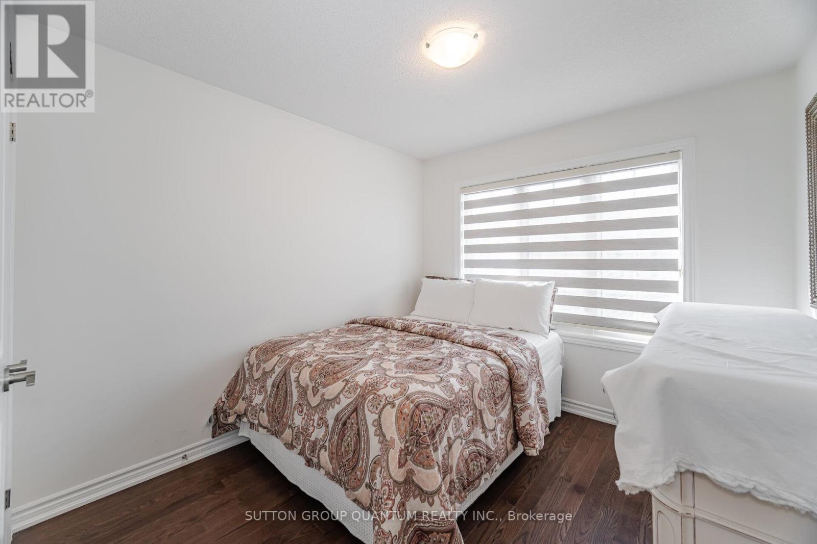 Photo 50 of 462 Celandine Terrace, Milton ON