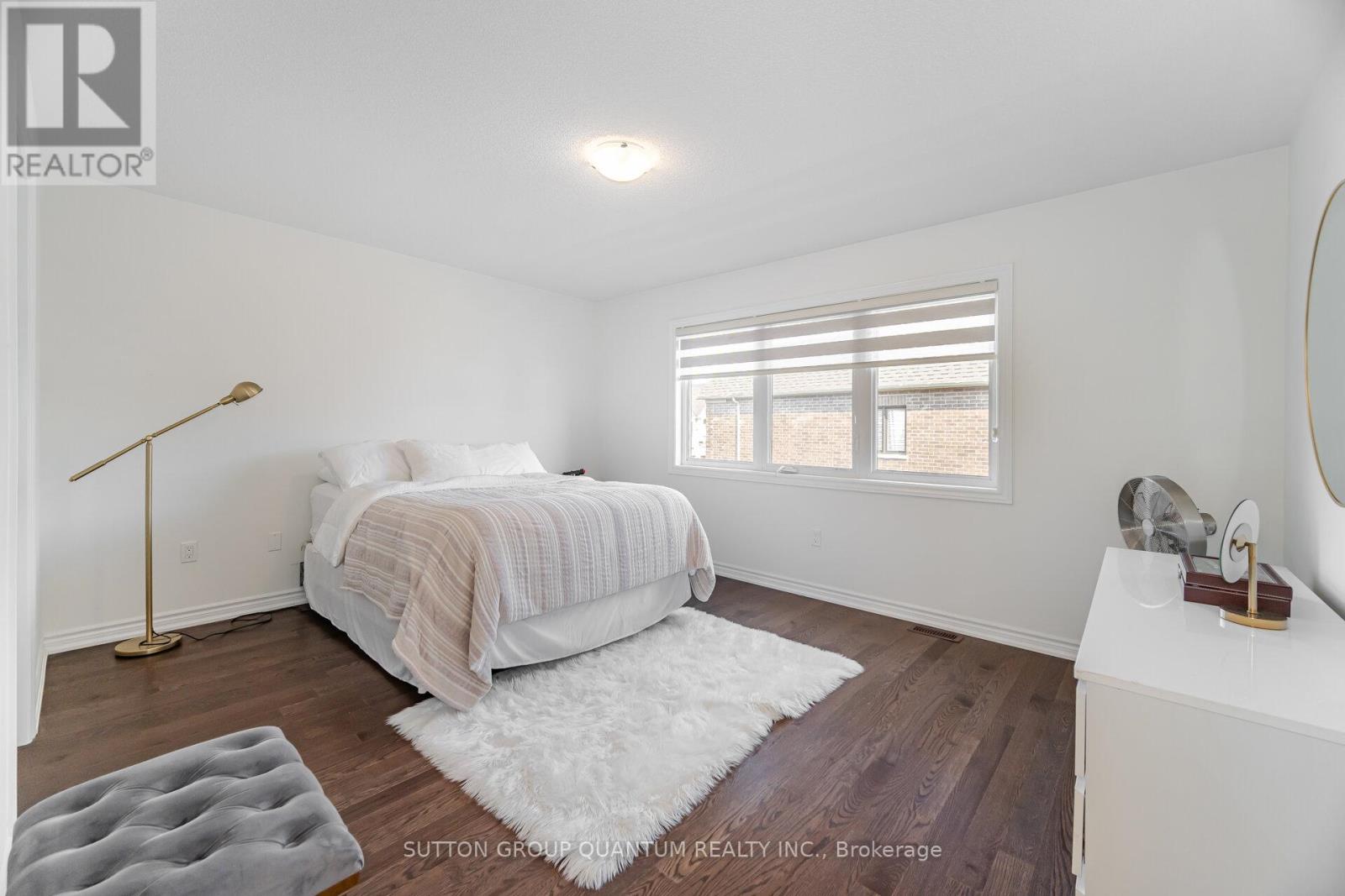 Photo 30 of 462 Celandine Terrace, Milton ON