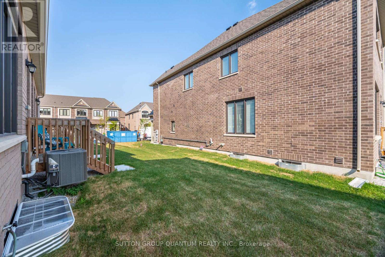 Photo 31 of 462 Celandine Terrace, Milton ON