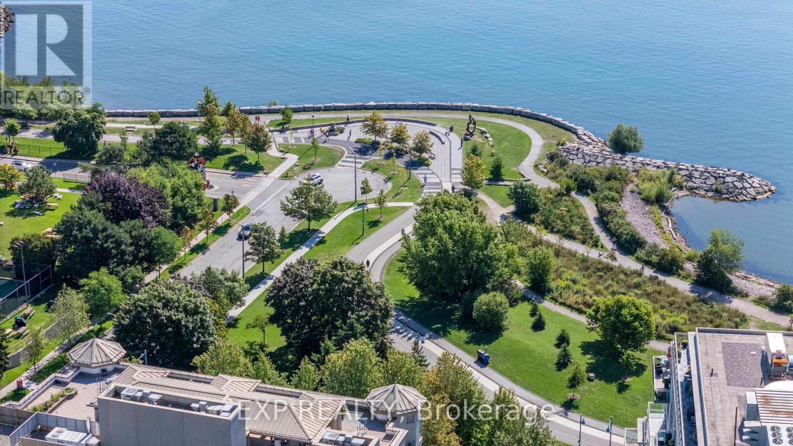 Photo 42 of 409 2067 Lake Shore Boulevard, Toronto ON