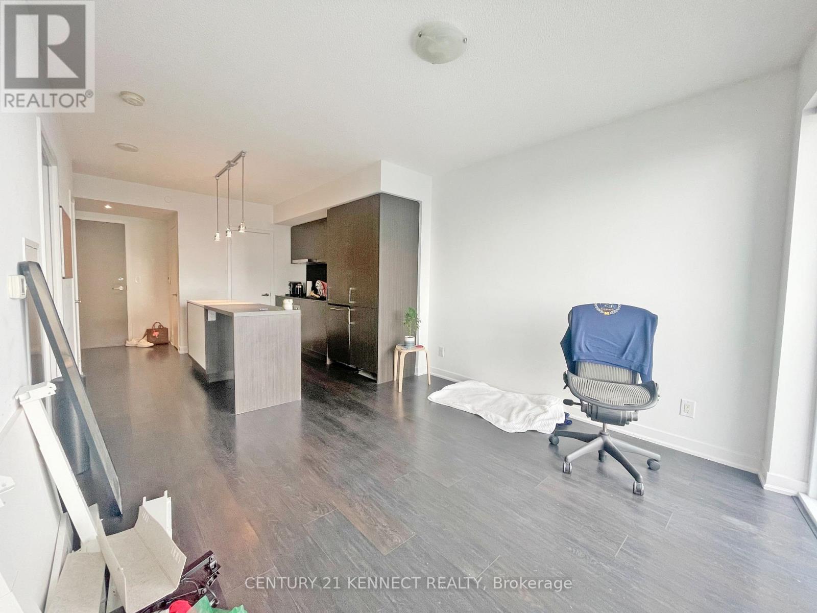 Photo 15 of 4209 100 Harbour Street, Toronto ON