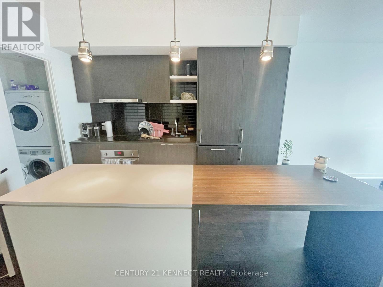Photo 9 of 4209 100 Harbour Street, Toronto ON