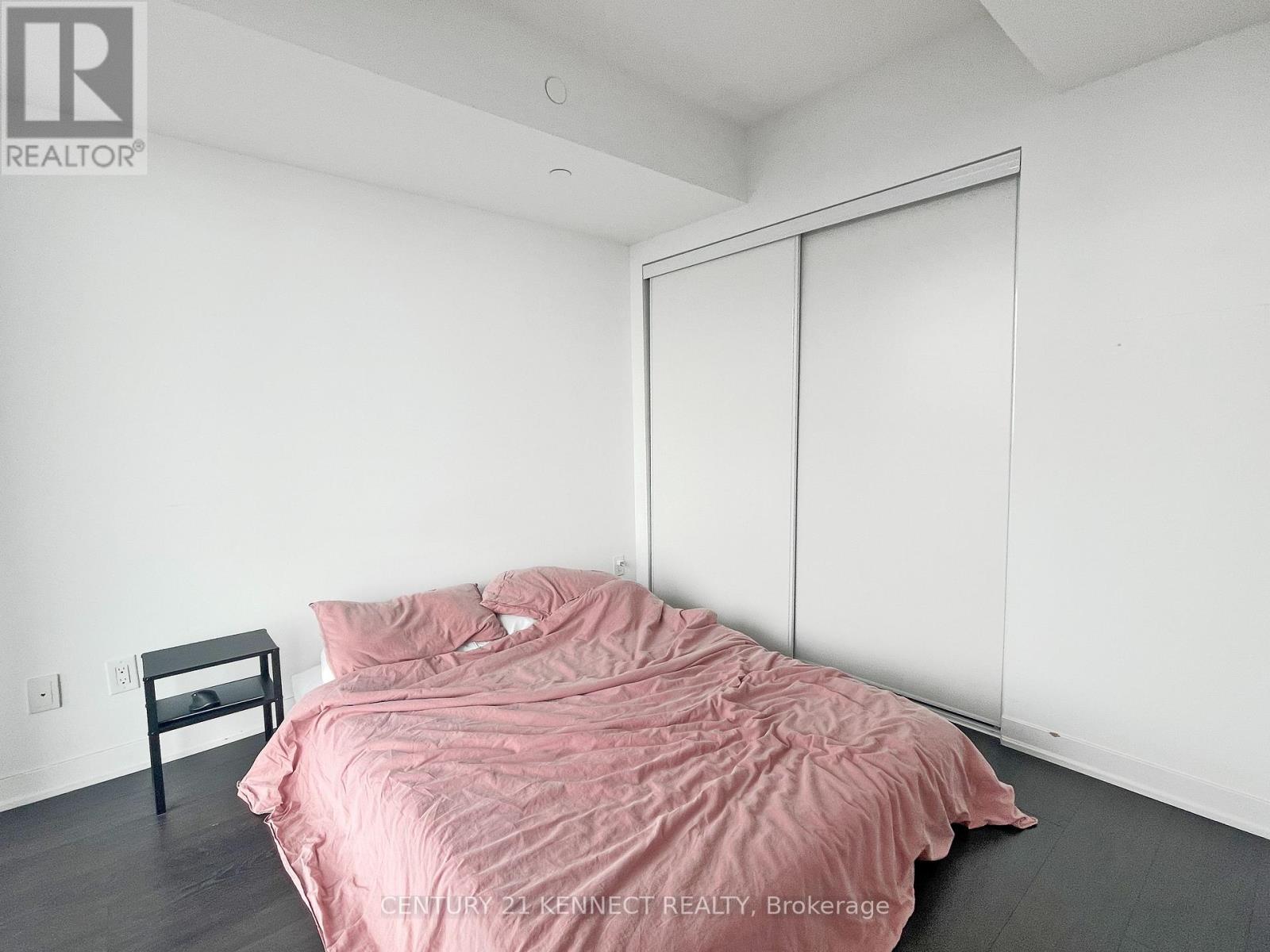Photo 12 of 4209 100 Harbour Street, Toronto ON