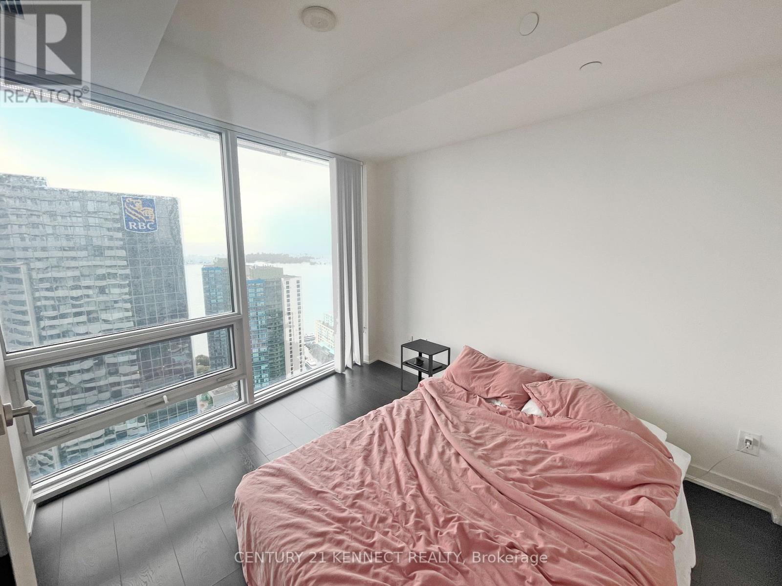 Photo 5 of 4209 100 Harbour Street, Toronto ON